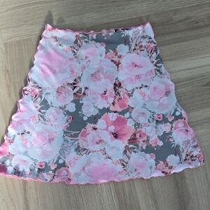 HAYATACKS REVERSIBL3 Floral Pink and Gray Women's Skirt Medium